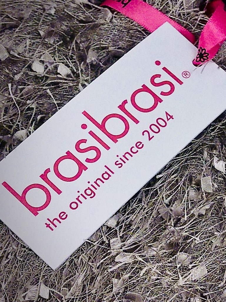 brasibrasi® Markenetikett Markenetikett brasibrasi® mit Schriftzug auf Textilband